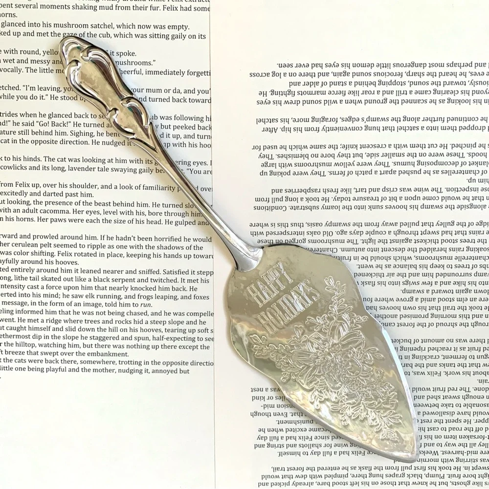 vintage Happy Holidays silver plated pie cake server